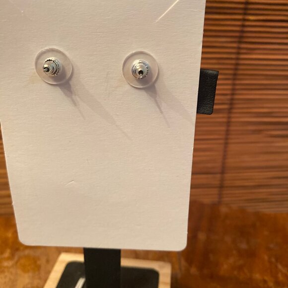 NWT Santa Claus Wooden Dangle Pierced Earrings - Picture 2 of 2